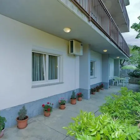 Cool & Charming Apartment Novi Vinodolski