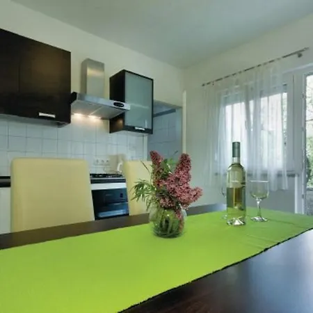 Cool & Charming Apartment